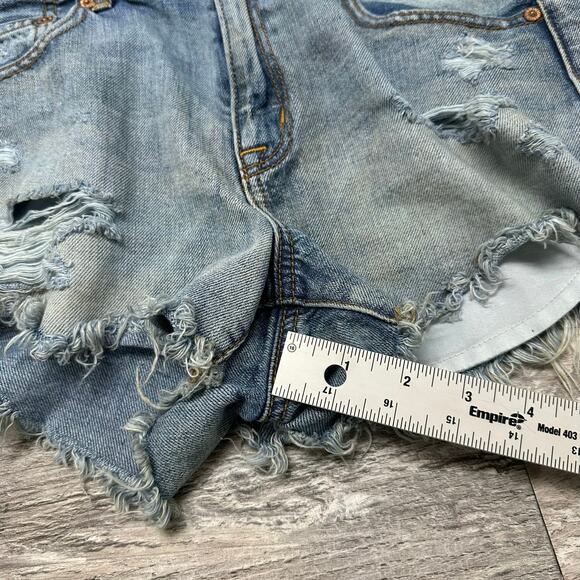 American Eagle Shorts Hi-Rise Festival Size 10 Fray Denim Distressed Jean Jorts - Picture 6 of 9